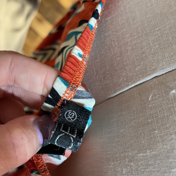 Joyce Chevron Bell Sleeve Mini dress - Picture 9 of 9